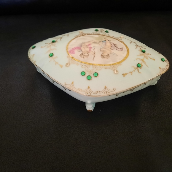 Vintage porcelain trinket box - Picture 6 of 7